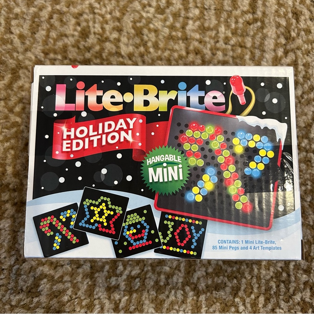NWT Lite Brite holiday edition mini